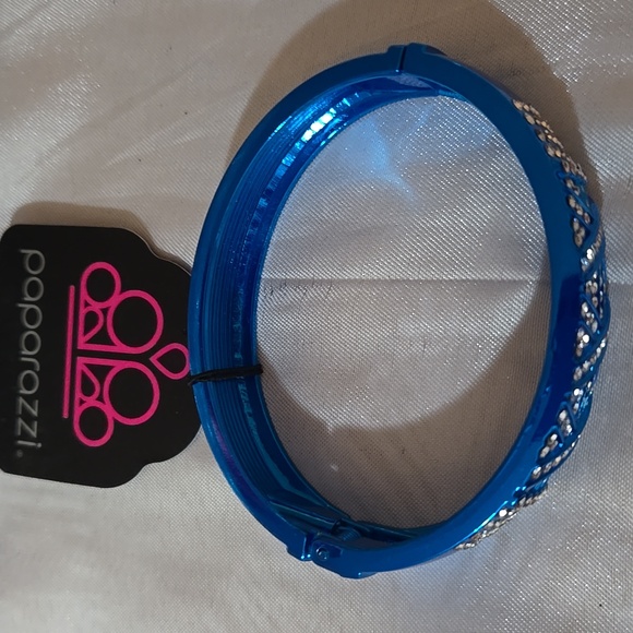 Blue Rhinestone Bracelet - Picture 2 of 3